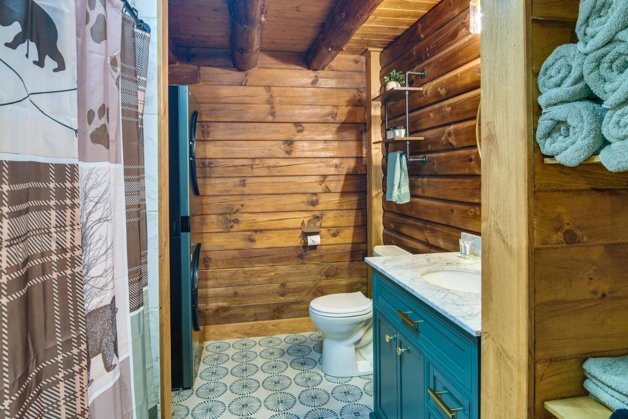 Fairhaven Harbor-Front Gem - Steps From The Water! Villa Luaran gambar
