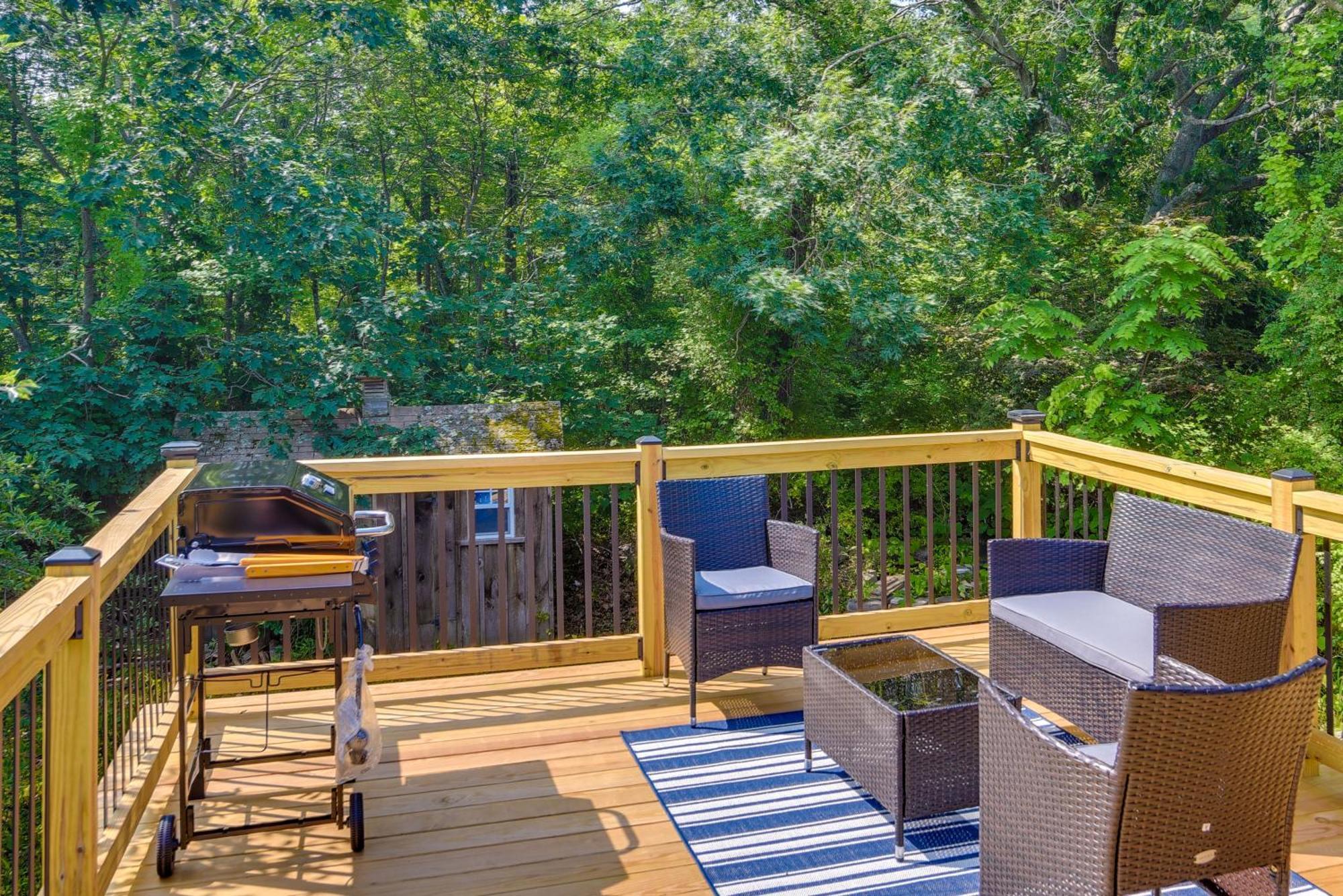 Fairhaven Harbor-Front Gem - Steps From The Water! Villa Luaran gambar