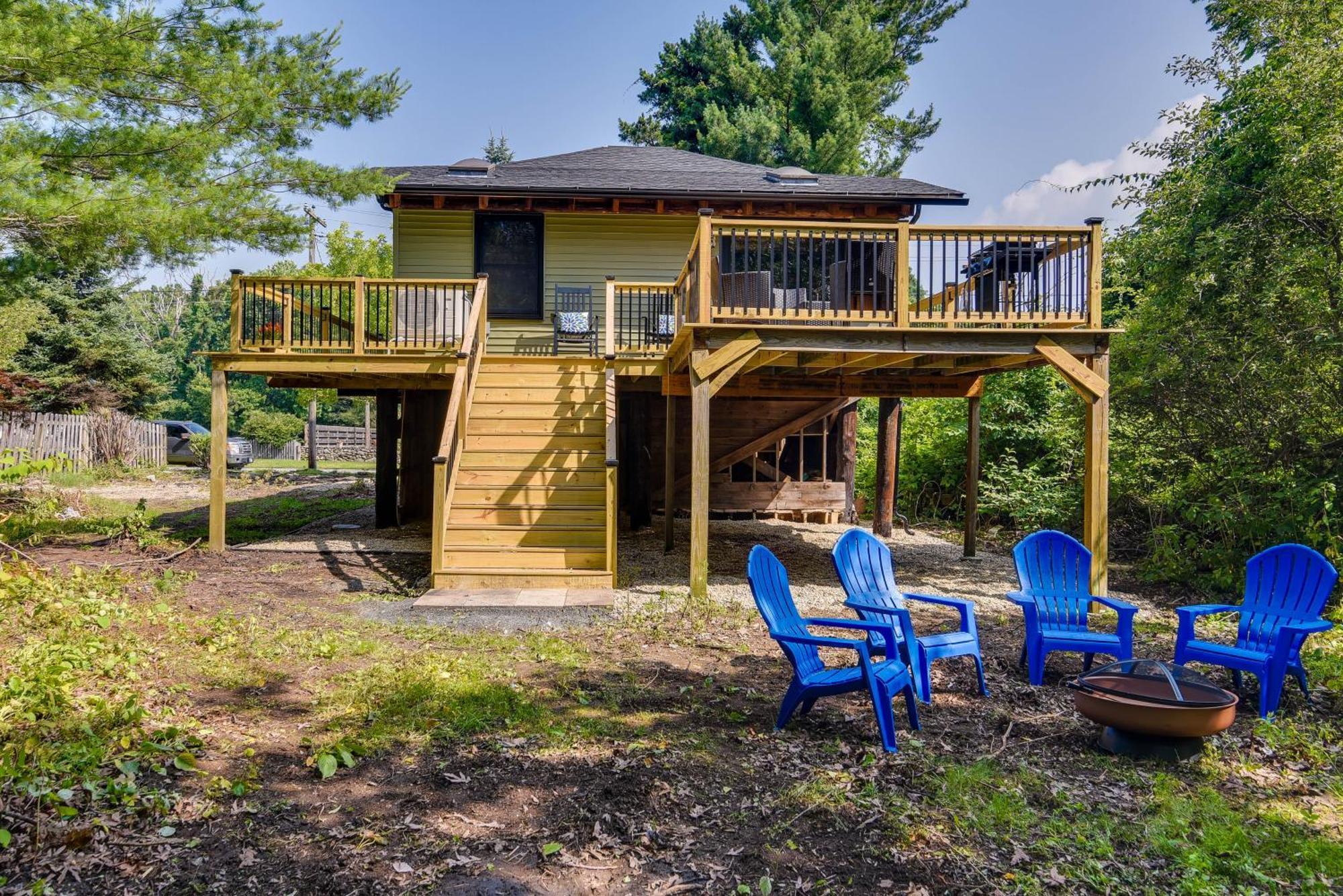 Fairhaven Harbor-Front Gem - Steps From The Water! Villa Luaran gambar
